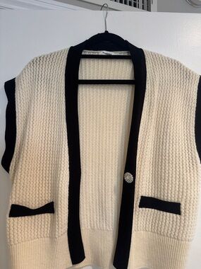 Sandro Cream and Black Textured Open-Front Cardigan Vest